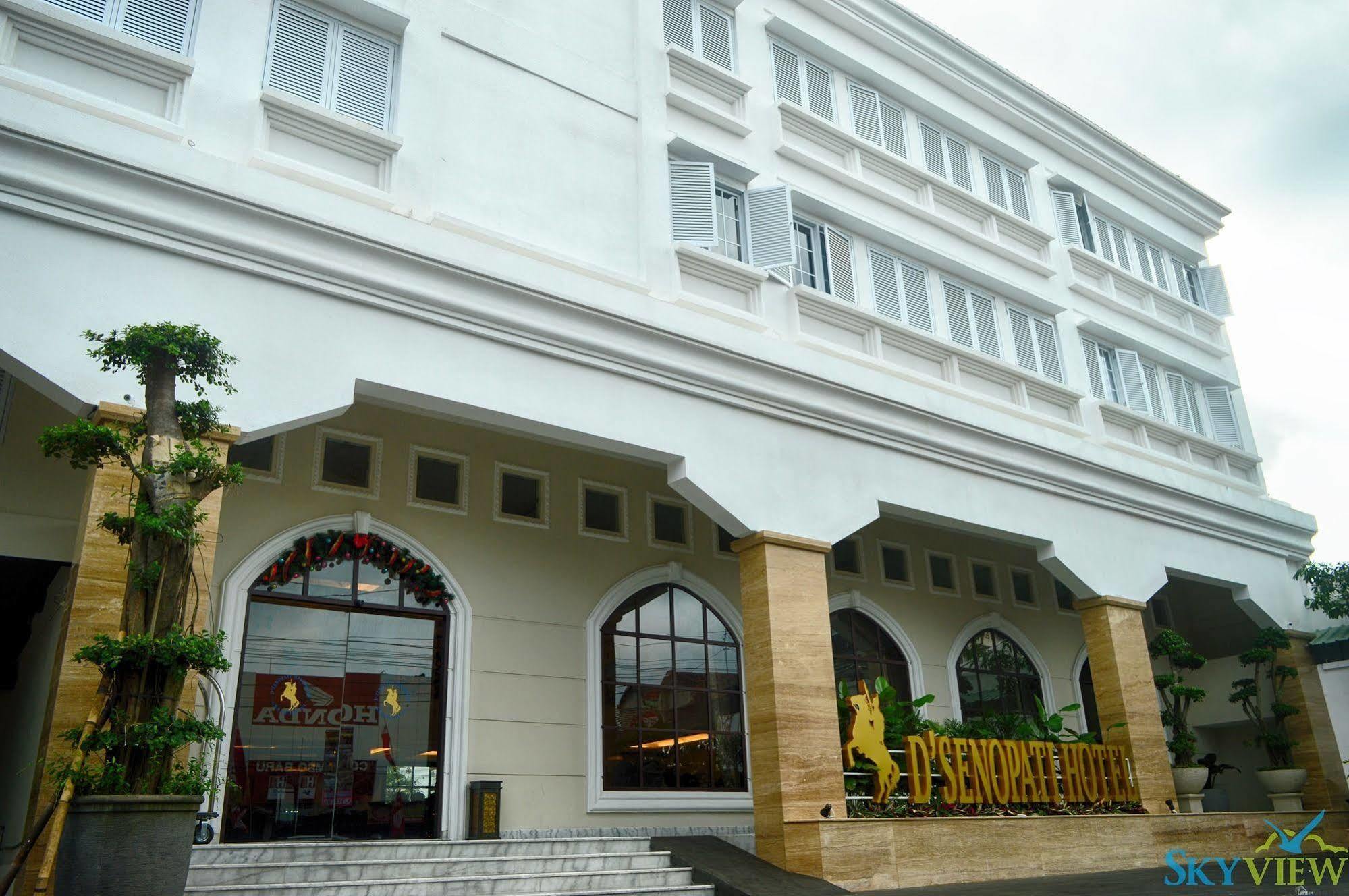 D'Senopati Malioboro Grand Hotel Jogjacarta Exterior foto